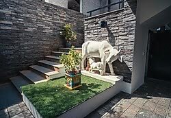 Luka Seaside Exterior 7